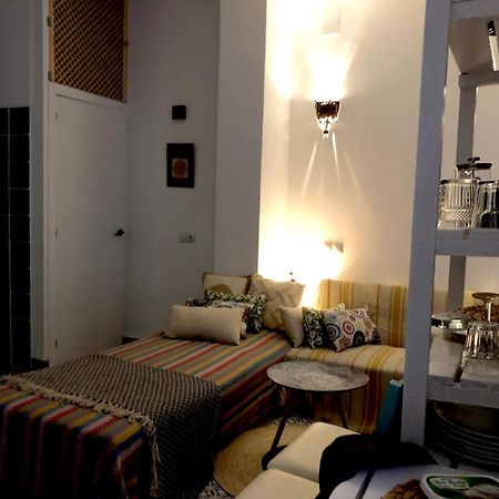 Apartamento La Gitana Y El Rey Sol Málaga Exterior foto