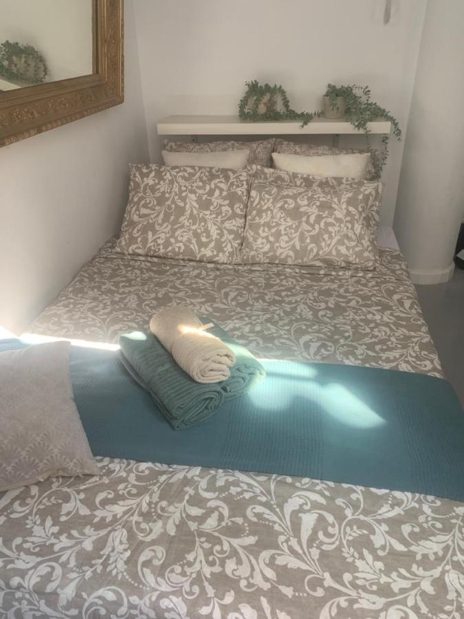 Apartamento La Gitana Y El Rey Sol Málaga Exterior foto